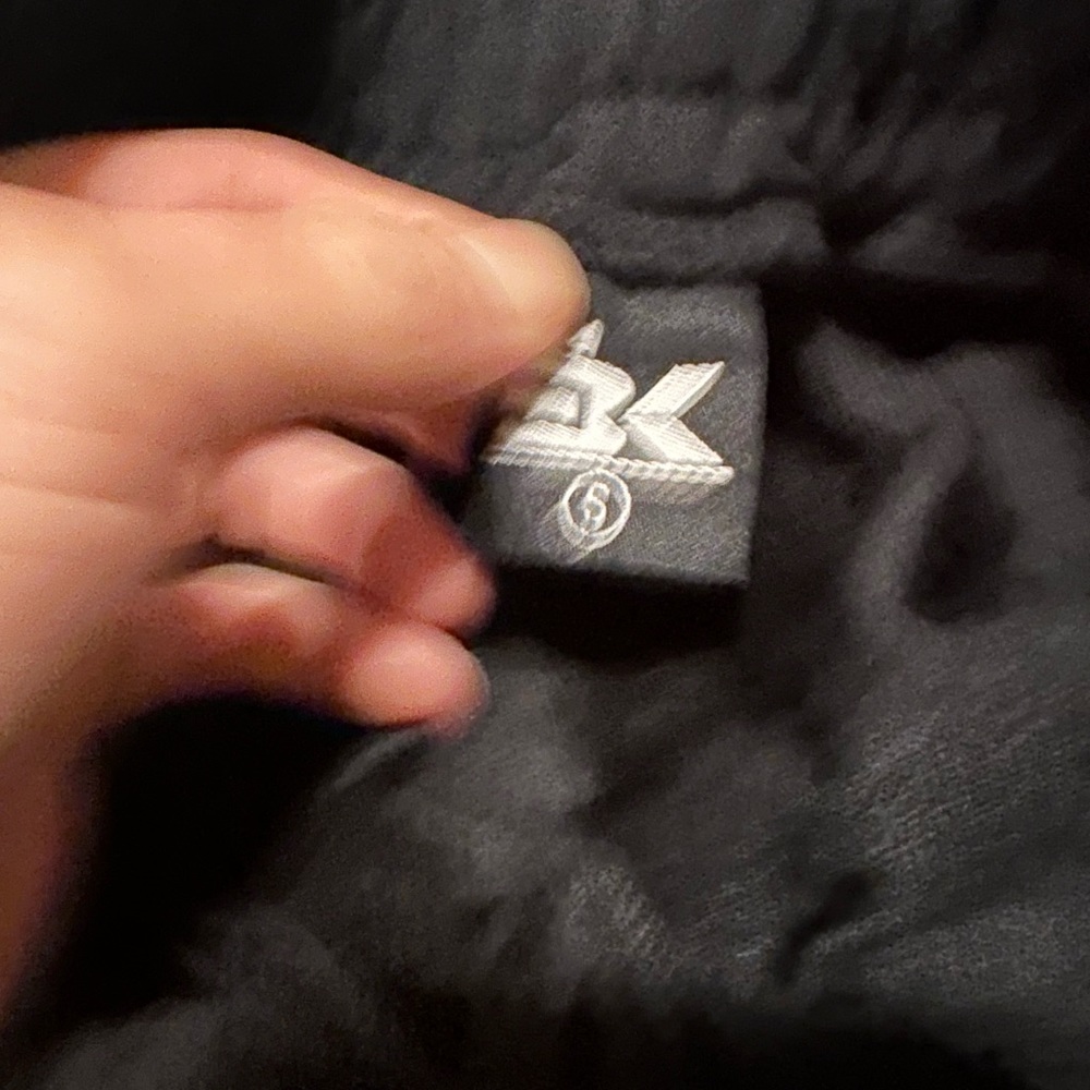 Sweats - Picture 3 of 4